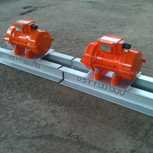 вибратор с узлом крепления 800